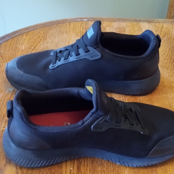 Skechers Women's Black Slip-Resistant Sneakers - Picture 6 of 7